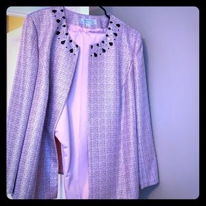 TAHARI gorgeous pink suit